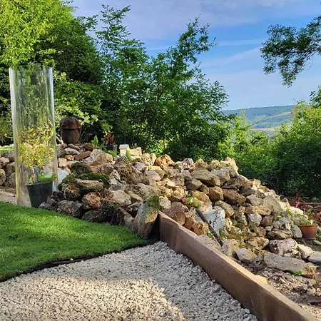 Les Bulles Du Coq De Champagne Luxussátor Dormans
