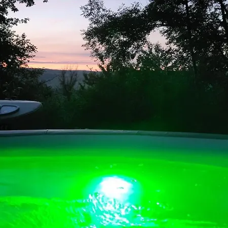 Les Bulles Du Coq De Champagne *