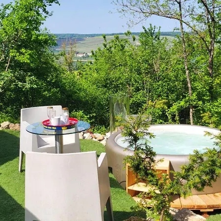Les Bulles Du Coq De Champagne Camping Dormans