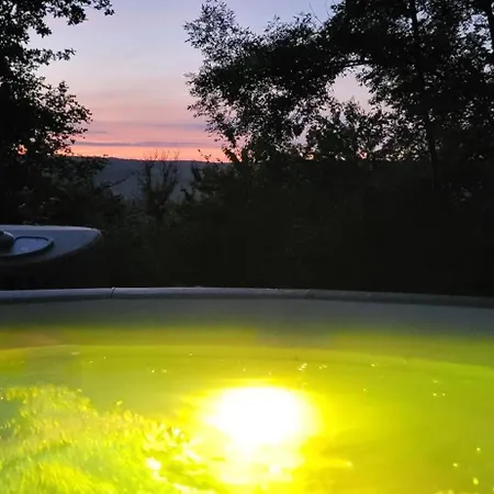 Campeggio Les Bulles Du Coq De Champagne 3*